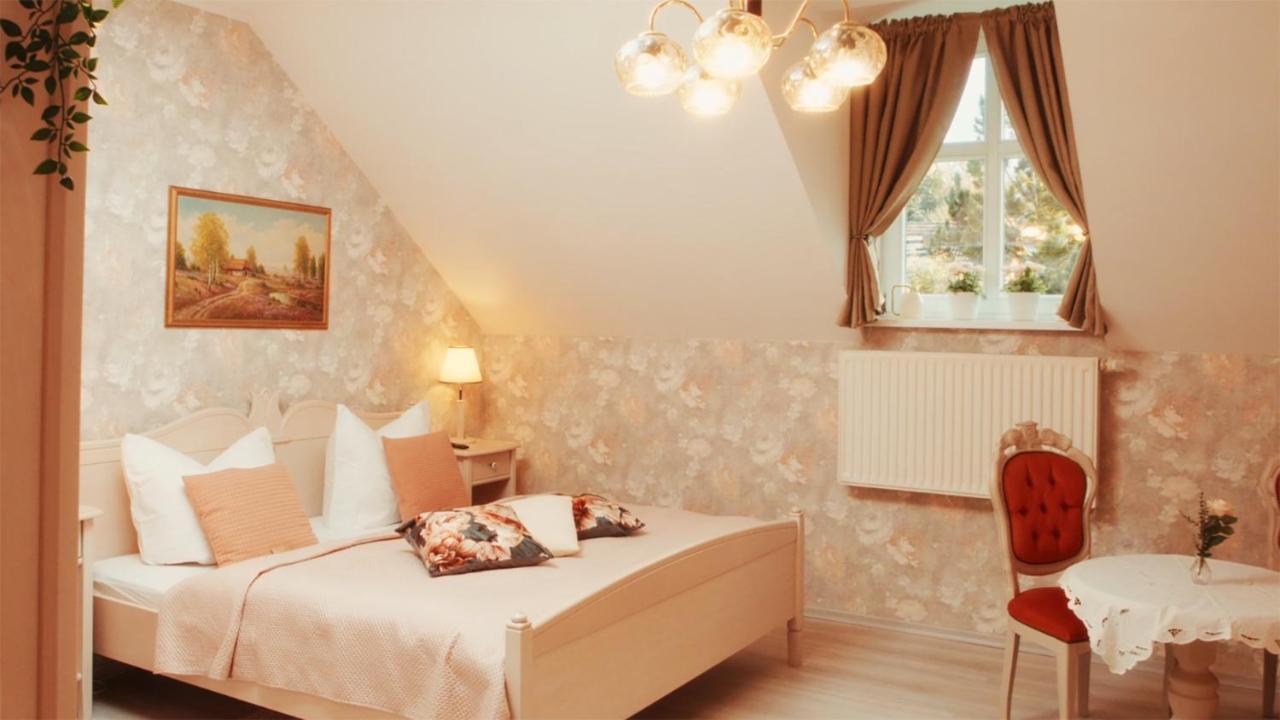 Anker Hotell Arneburg Eksteriør bilde