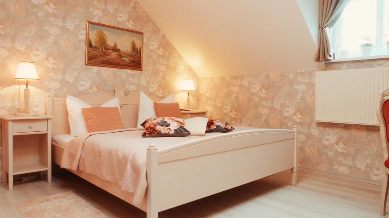 Anker Hotell Arneburg Eksteriør bilde